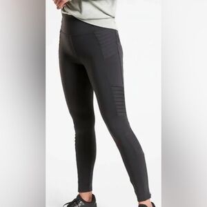ATHLETA Delancey Moto Tight Black size small Casual Leggings zip ankle high rise